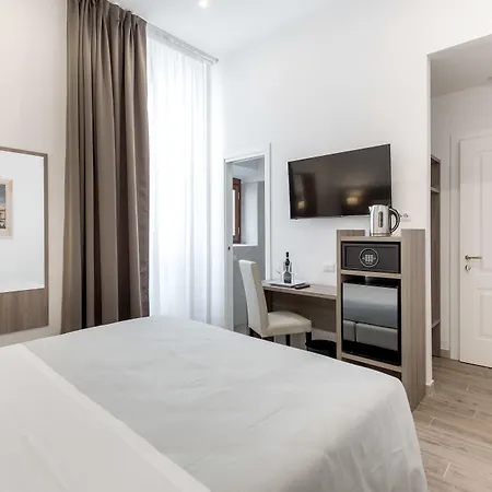 Apollo Guest house 4*