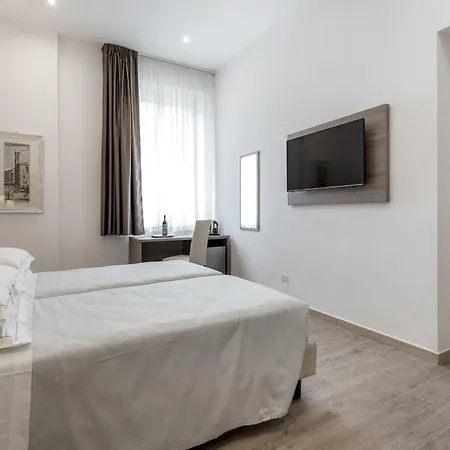 Apollo Guest house Florence