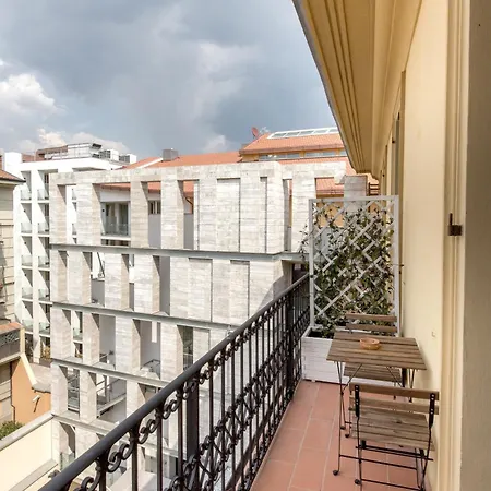 Apollo Guest house 4*